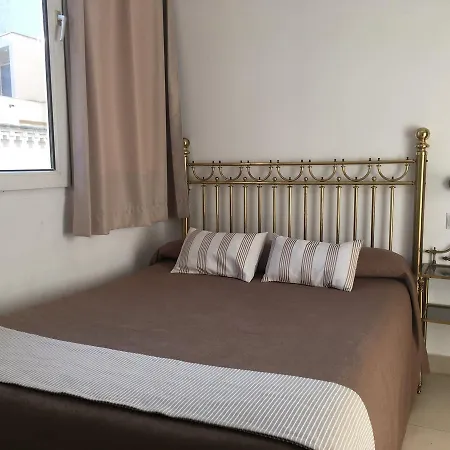 Hotel Maritimo Urban *